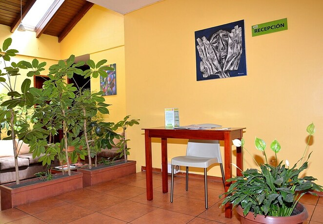Imagen general del Hotel Hostal Terra 3 Base Aerea. Foto 17
