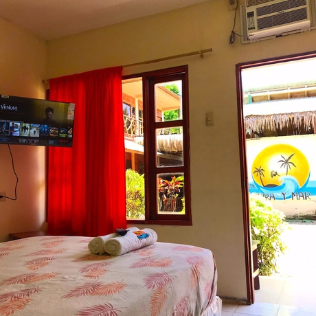 Imagen general del Hotel Hostal Tierra y Mar. Foto 1