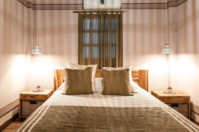 Imagen de la habitación del Hotel Hostal Tiki Limbo. Foto 8