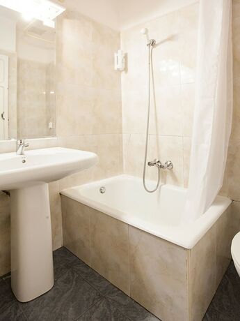 Imagen general del Hotel Hostal Tormes. Foto 4
