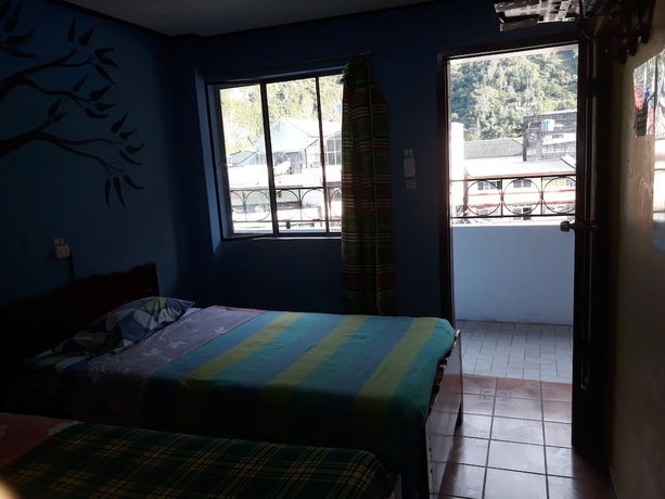 Imagen de la habitación del Hotel Hostal Transilvania. Foto 15
