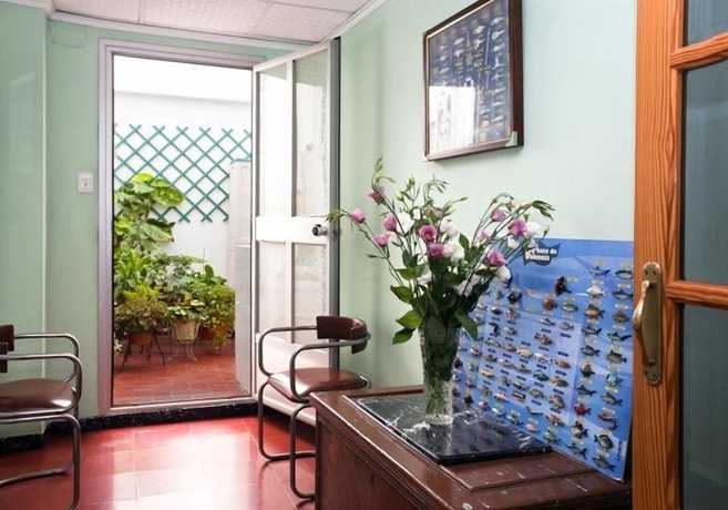 Imagen de los interiores del Hotel Hostal Tropical. Foto 15