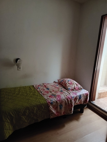 Imagen de la habitación del Hotel Hostal Urban Inn la Mariscal. Foto 13