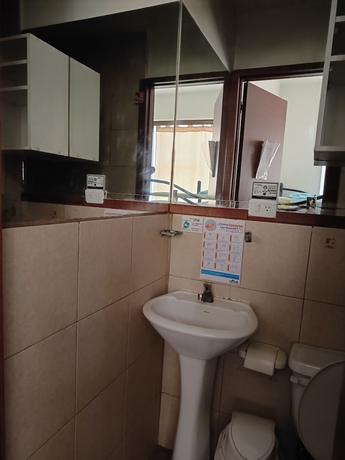 Imagen de la habitación del Hotel Hostal Urban Inn la Mariscal. Foto 17