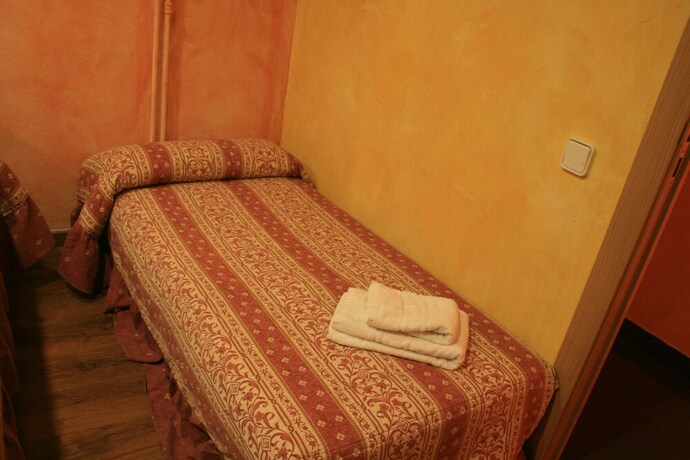 Imagen de la habitación del Hotel Hostal Vall d\'Aneu. Foto 20