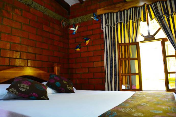 Imagen de la habitación del Hotel Hostal Valle De Las Camelias. Foto 8