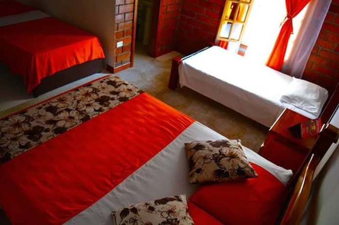 Imagen de la habitación del Hotel Hostal Valle De Las Camelias. Foto 13