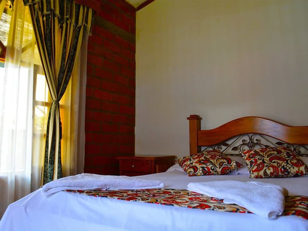 Imagen de la habitación del Hotel Hostal Valle De Las Camelias. Foto 15