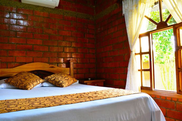 Imagen de la habitación del Hotel Hostal Valle De Las Camelias. Foto 17