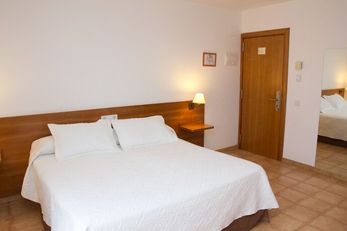 Imagen general del Hotel Hostal Veh&iacute;. Foto 2