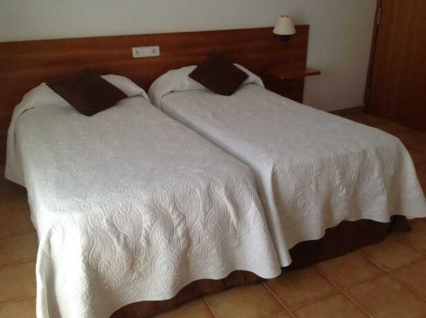 Imagen general del Hotel Hostal Veh&iacute;. Foto 14