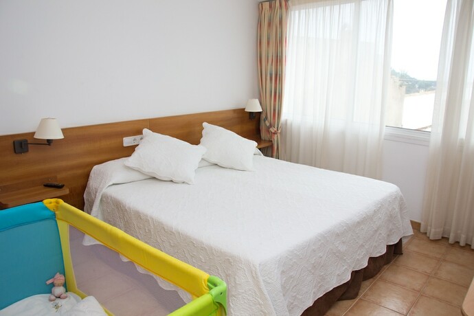 Imagen de la habitación del Hotel Hostal Veh&iacute;. Foto 20