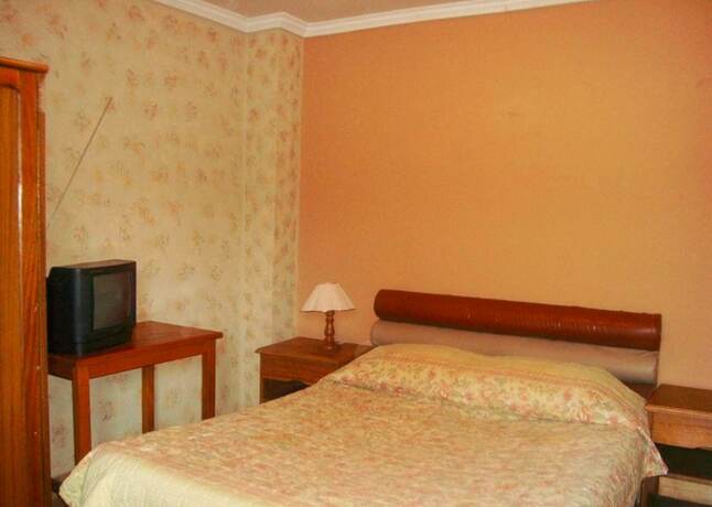 Imagen general del Hotel Hostal Versalles. Foto 6