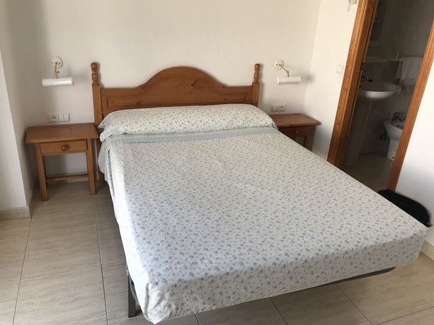 Imagen de la habitación del Hotel Hostal Villa de Garrucha. Foto 11