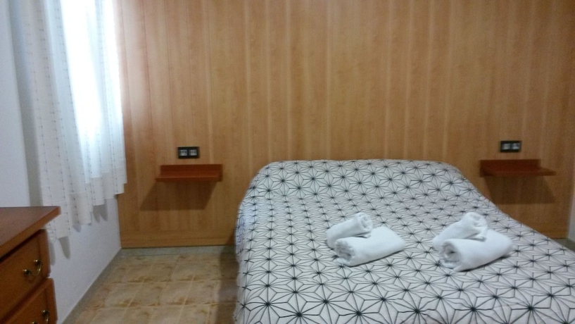 Imagen de la habitación del Hotel Hostal Virgen del Pilar. Foto 6