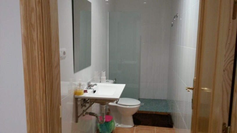 Imagen de la habitación del Hotel Hostal Virgen del Pilar. Foto 8