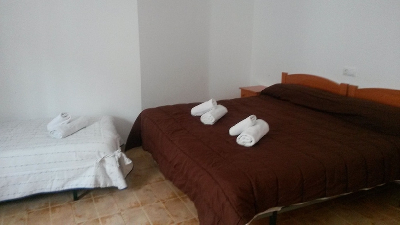 Imagen de la habitación del Hotel Hostal Virgen del Pilar. Foto 10
