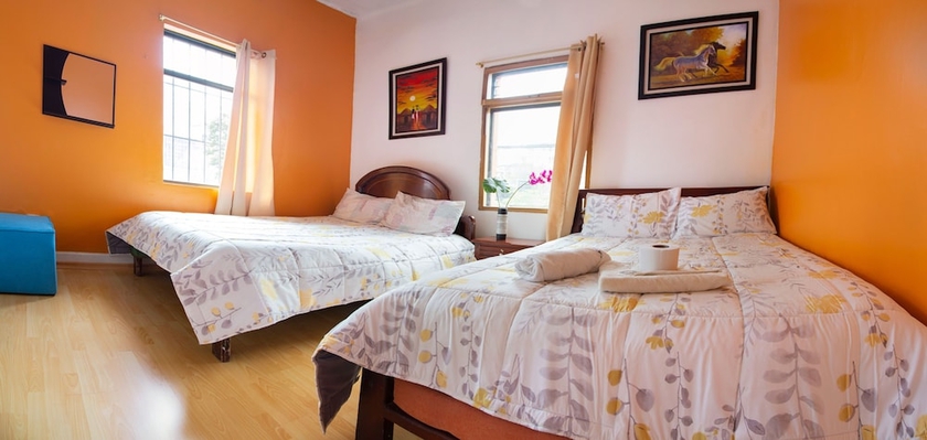 Imagen de la habitación del Hotel Hostal Whipala. Foto 5