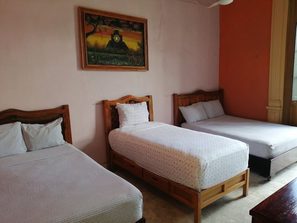 Imagen de la habitación del Hotel Hostal Zocalo - Hostel. Foto 7