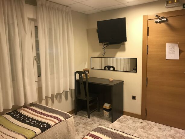 Imagen general del Hotel Hostal Zubi XXI. Foto 2