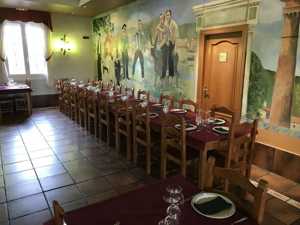 Imagen general del Hotel Hostal Zubi XXI. Foto 4