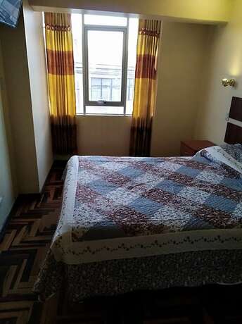 Imagen de la habitación del Hotel Hostal Zumaki. Foto 17