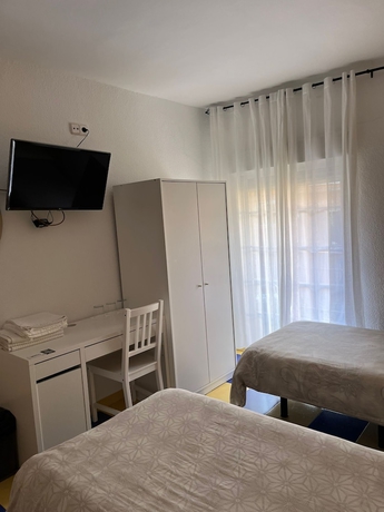 Imagen de la habitación del Hotel Hostal avenida 57. Foto 10