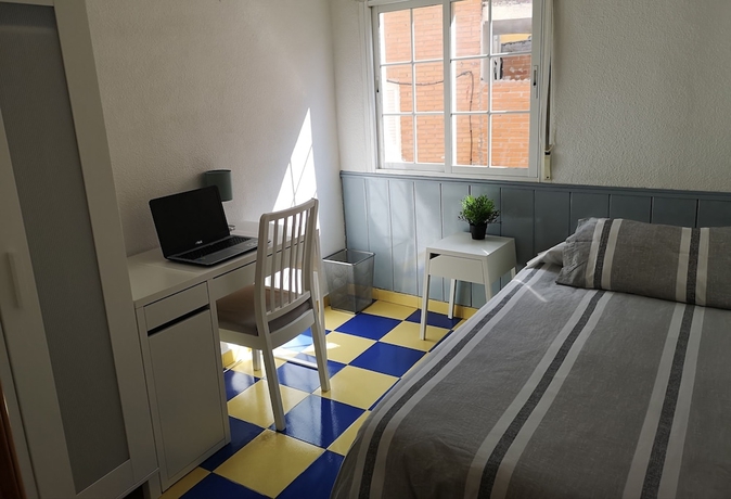 Imagen de la habitación del Hotel Hostal avenida 57. Foto 13