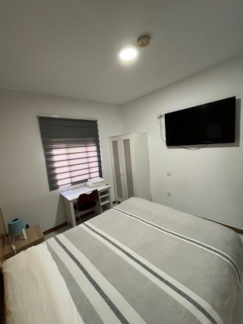 Imagen de la habitación del Hotel Hostal avenida 57. Foto 17