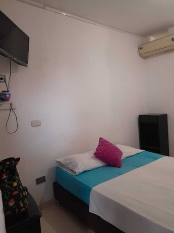 Imagen de la habitación del Hotel Hostal casa yoya. Foto 12