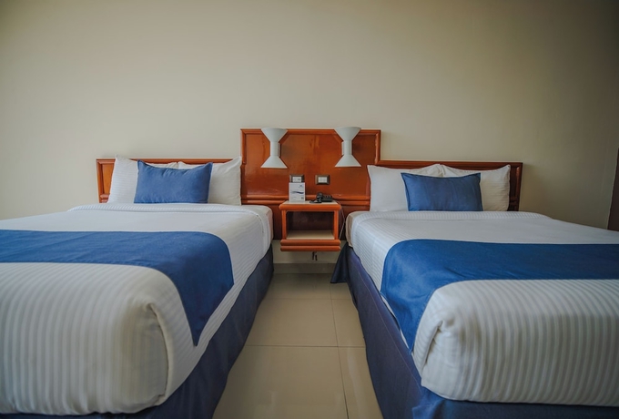 Imagen de la habitación del Hotel Hostal de Cort&eacute;s. Foto 3