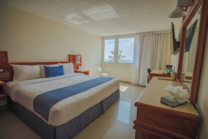 Imagen de la habitación del Hotel Hostal de Cort&eacute;s. Foto 5