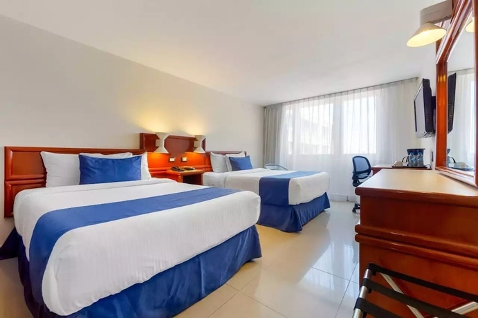 Imagen de la habitación del Hotel Hostal de Cort&eacute;s. Foto 6