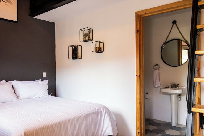 Imagen general del Hotel Hostal de la Monta&ntilde;a. Foto 8