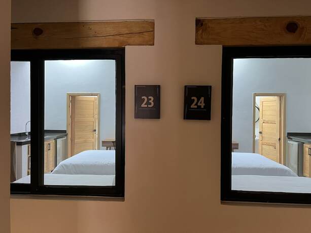 Imagen general del Hotel Hostal de la Monta&ntilde;a. Foto 11