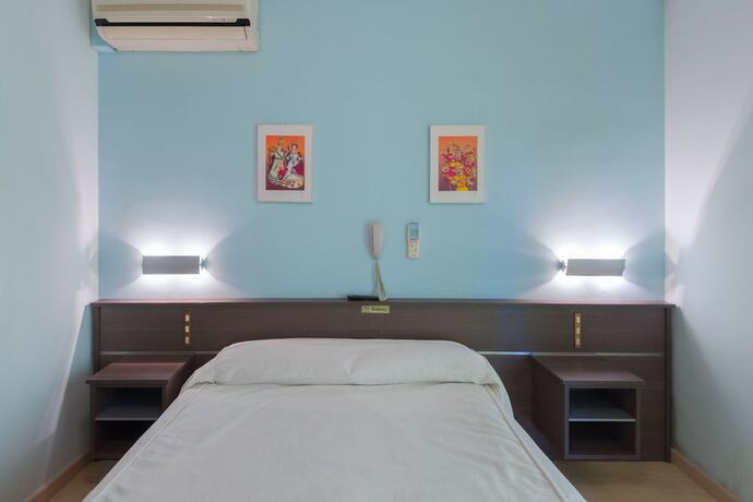 Imagen de la habitación del Hotel Hostal de la Vila. Foto 16