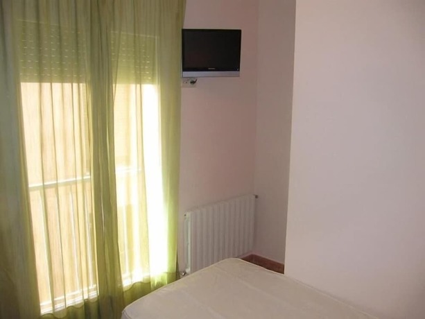 Imagen general del Hotel Hostal de la Vila. Foto 4