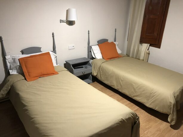 Imagen de la habitación del Hotel Hostal di Verena. Foto 17