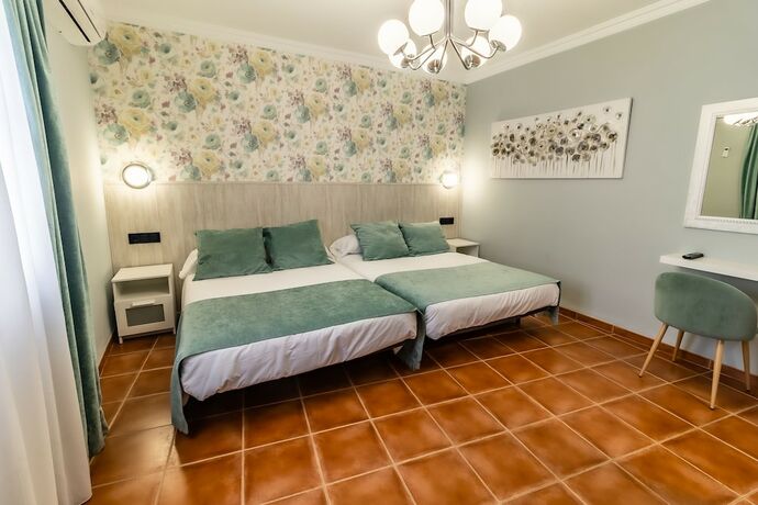 Imagen de la habitación del Hotel Hostal el Bomba. Foto 17