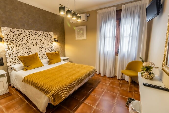 Imagen general del Hotel Hostal el Bomba. Foto 4