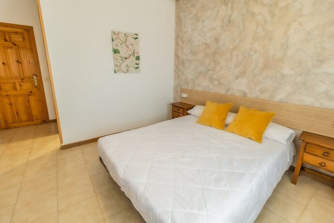 Imagen general del Hotel Hostal el Bomba. Foto 7