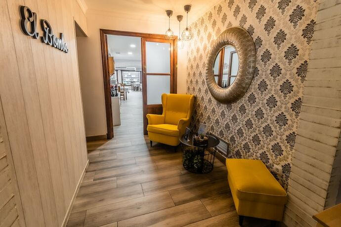 Imagen general del Hotel Hostal el Bomba. Foto 12