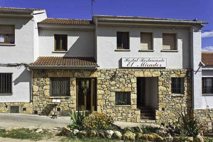 Imagen de los interiores del Hotel Hostal el Mirador de Atienza. Foto 19