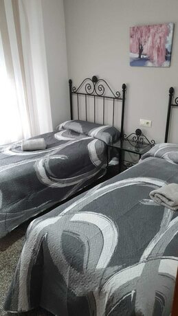 Imagen de la habitación del Hotel Hostal la Cañada Segoviana. Foto 11