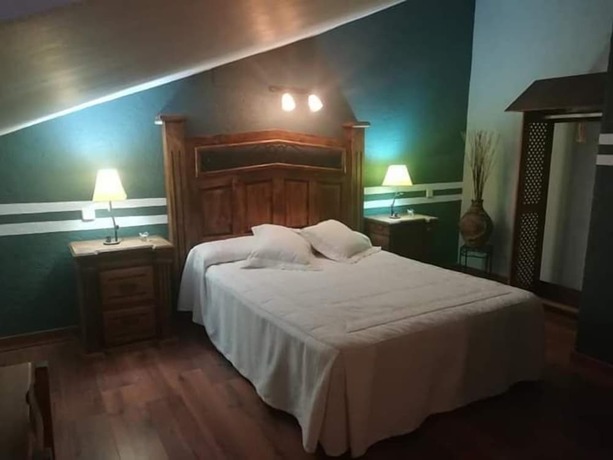 Imagen de la habitación del Hotel Hostal la Cerca. Foto 19