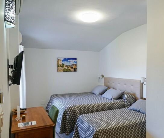 Imagen de la habitación del Hotel Hostal y Apartamento Rural Los Naranjos. Foto 20