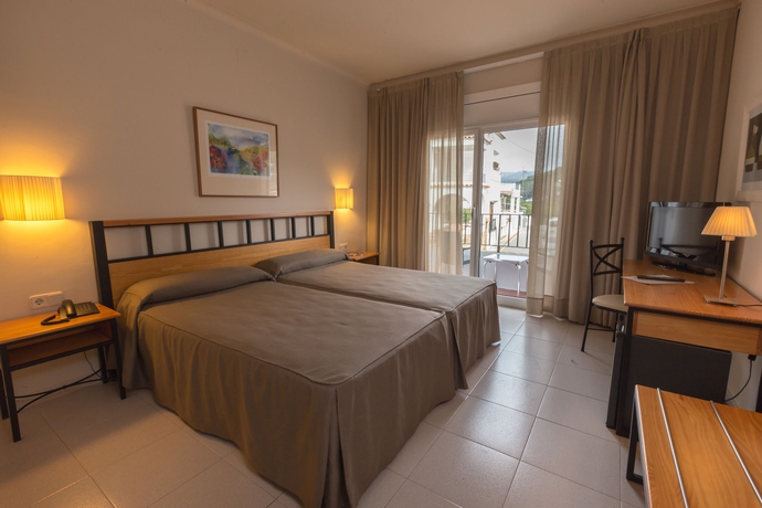 Imagen de la habitación del Hotel Hostalillo Tamariu. Foto 6