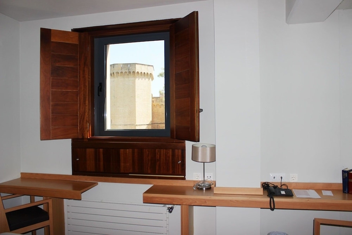 Imagen de la habitación del Hotel Hostatgeria De Poblet. Foto 8