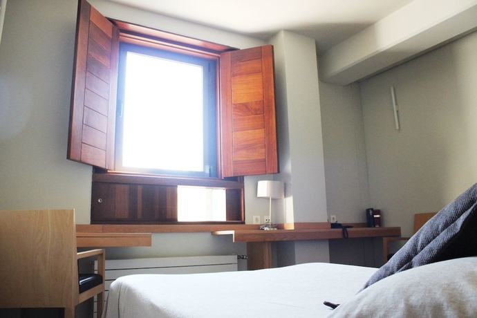 Imagen de la habitación del Hotel Hostatgeria De Poblet. Foto 12