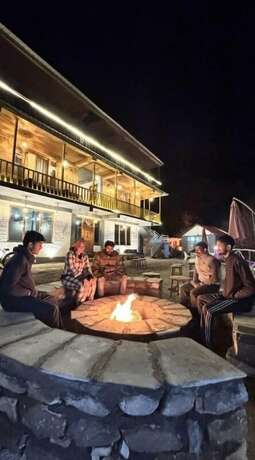 Imagen general del Hotel Hostay Tirthan. Foto 3